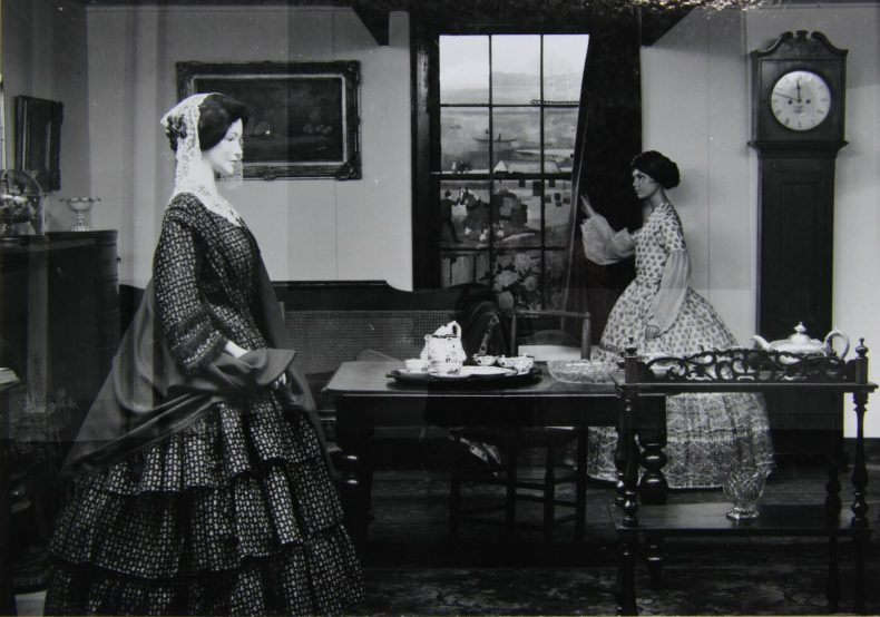 The Colonial History gallery at the Dominion Museum, September 1968. Digitised image of a photograph by J.B. Turner. Copyright Te Papa.